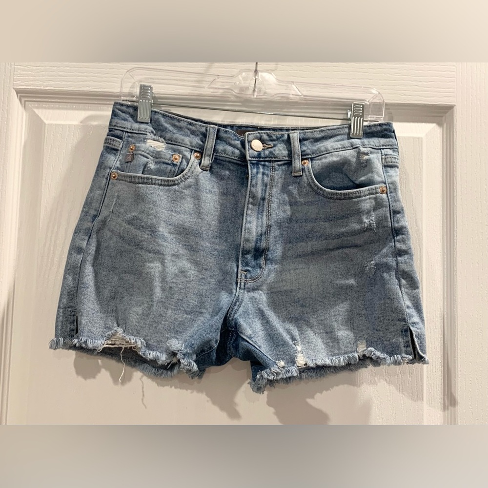 JUST USA distress fray cut off  denim shorts women’s size size  10 LARGE - Picture 10 of 15